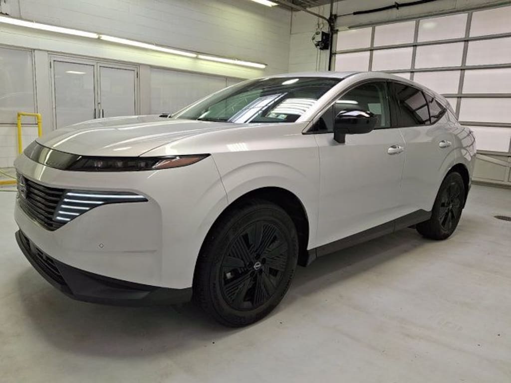 Used 2025 Nissan Murano SV SUV