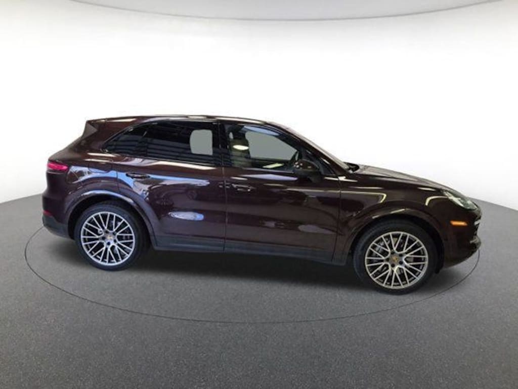 Used 2023 Porsche Cayenne Platinum Edition SUV