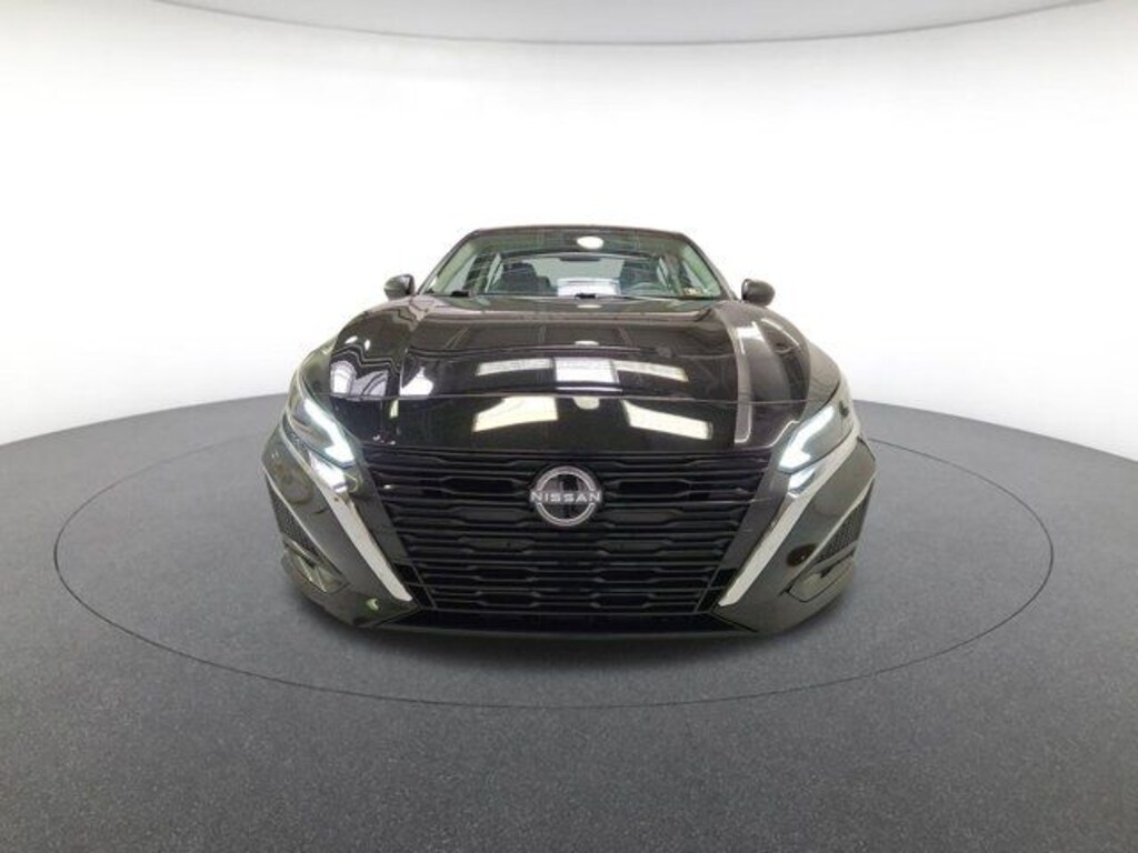 Used 2025 Nissan Altima 2.5 SV Sedan
