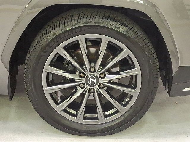 2023 Lexus LX F-Sport - Photo 8