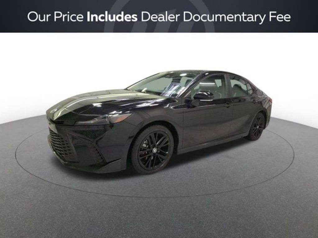 Used 2025 Toyota Camry SE Sedan