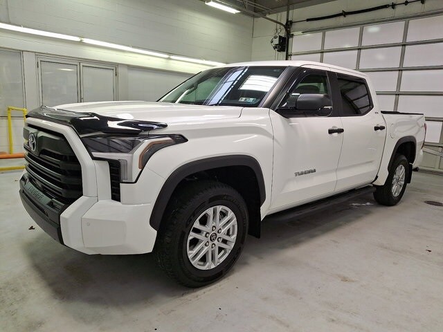 2024 Toyota Tundra SR5 photo 3