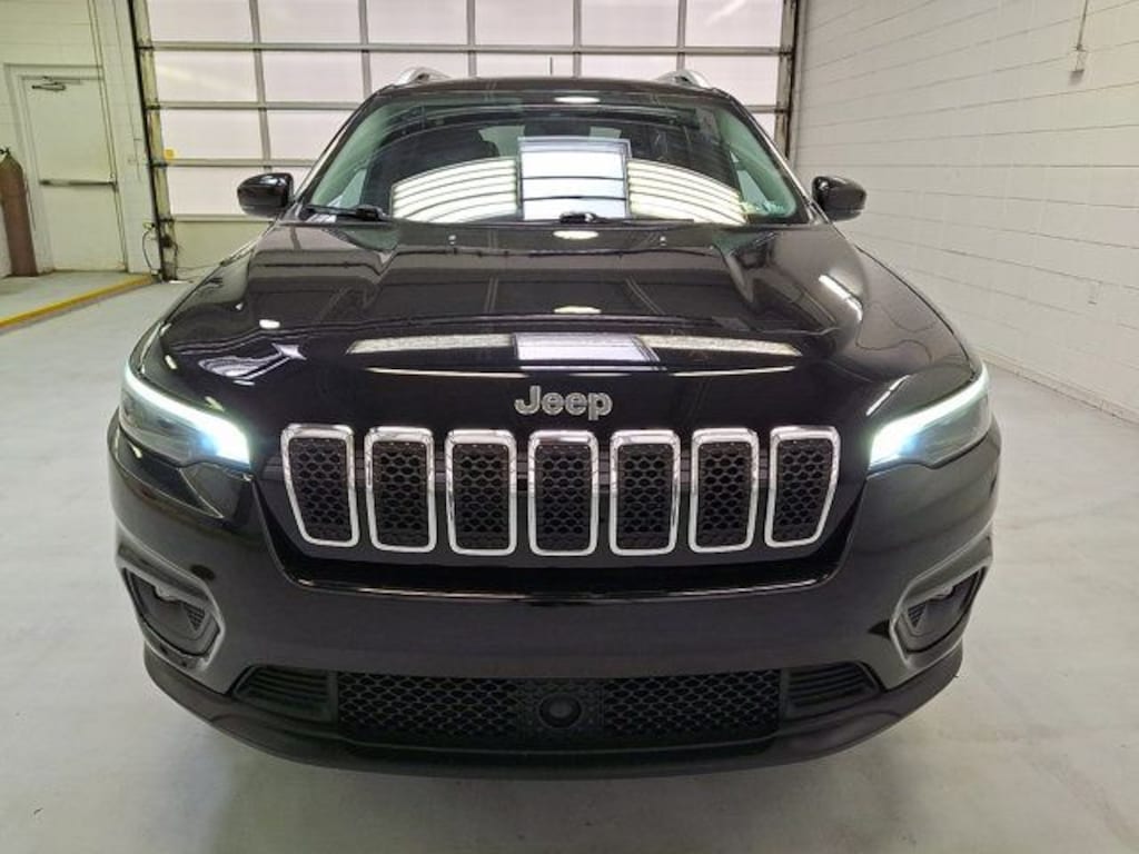 Used 2021 Jeep Cherokee Latitude Plus SUV