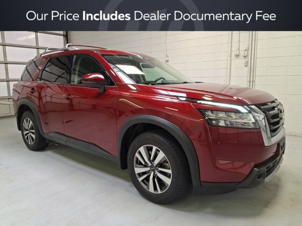 Used 2023 Nissan Pathfinder SL SUV
