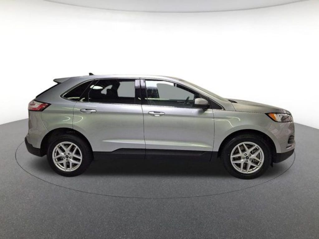 Used 2024 Ford Edge SEL SUV