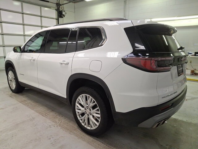 2024 Gmc Acadia Elevation photo 3