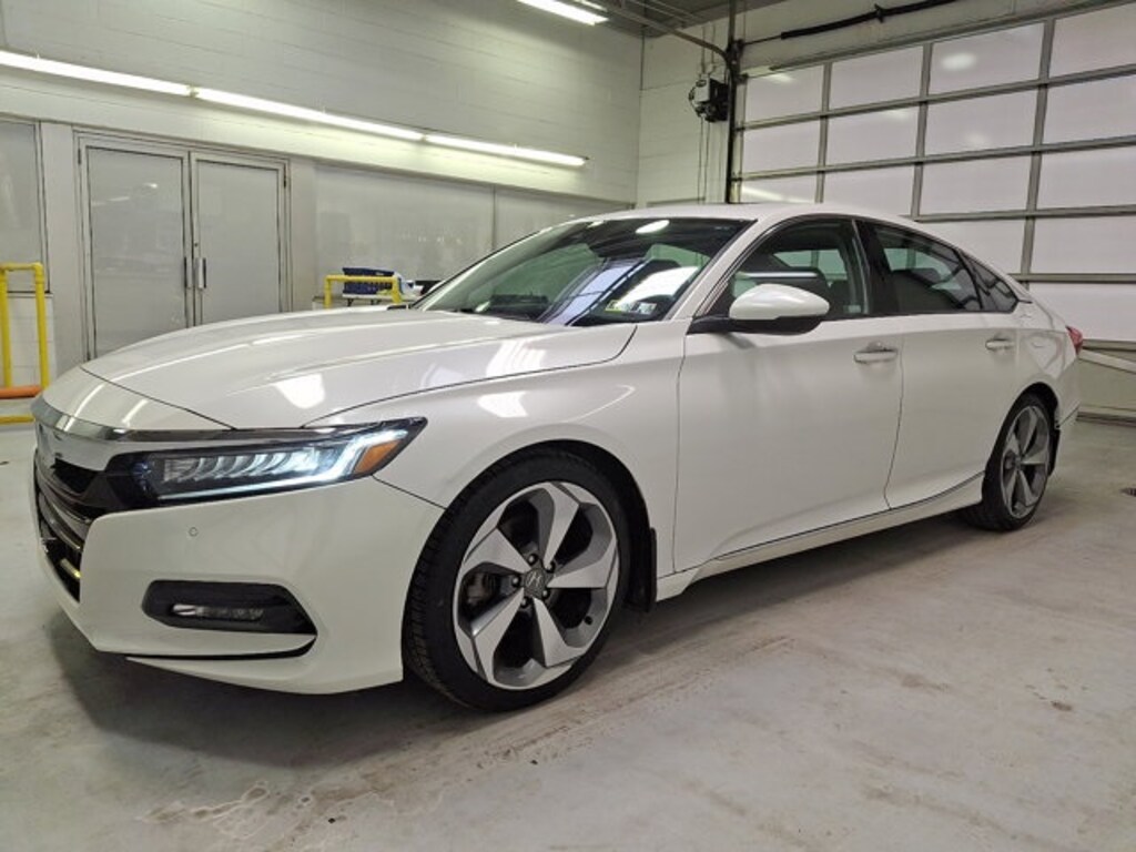 Used 2018 Honda Accord Touring Sedan