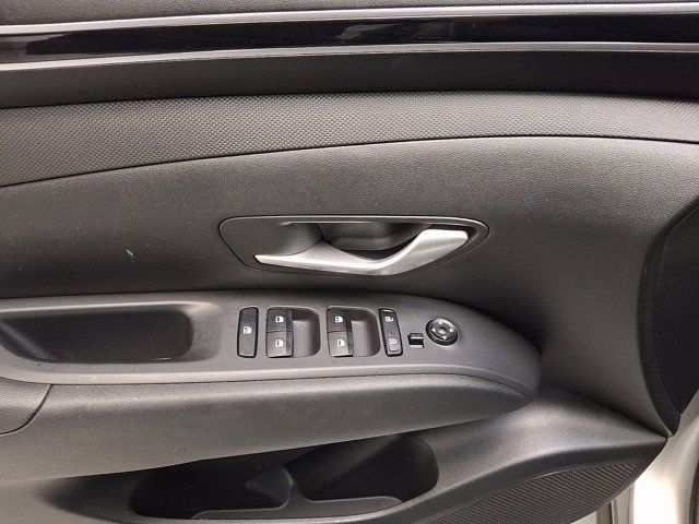 2024 Hyundai Tucson SE - Photo 12