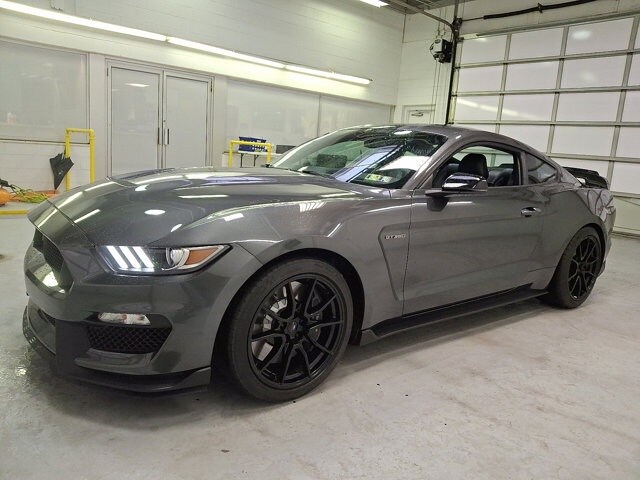 2019 Ford Mustang Shelby GT350 photo 3
