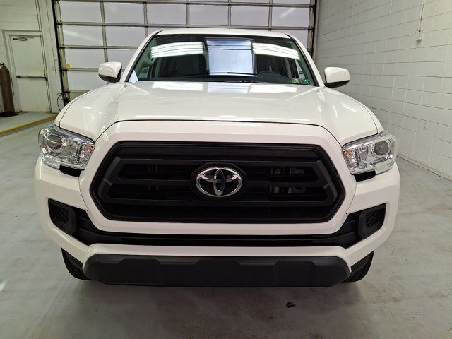 2023 Toyota Tacoma SR photo 2