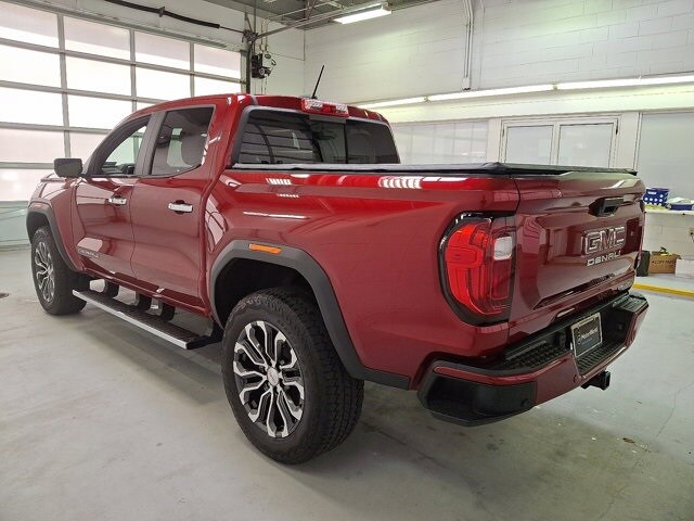 2024 Gmc Canyon Denali photo 4