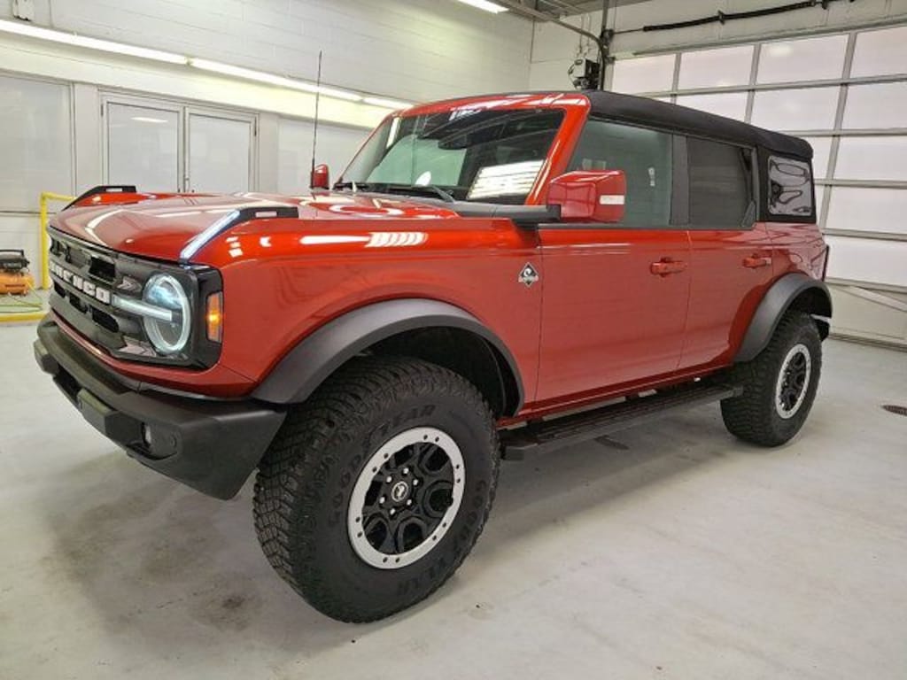 Used 2024 Ford Bronco Outer Banks SUV