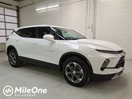 Pre-Owned 2025 Chevrolet Blazer LT SUV AWD