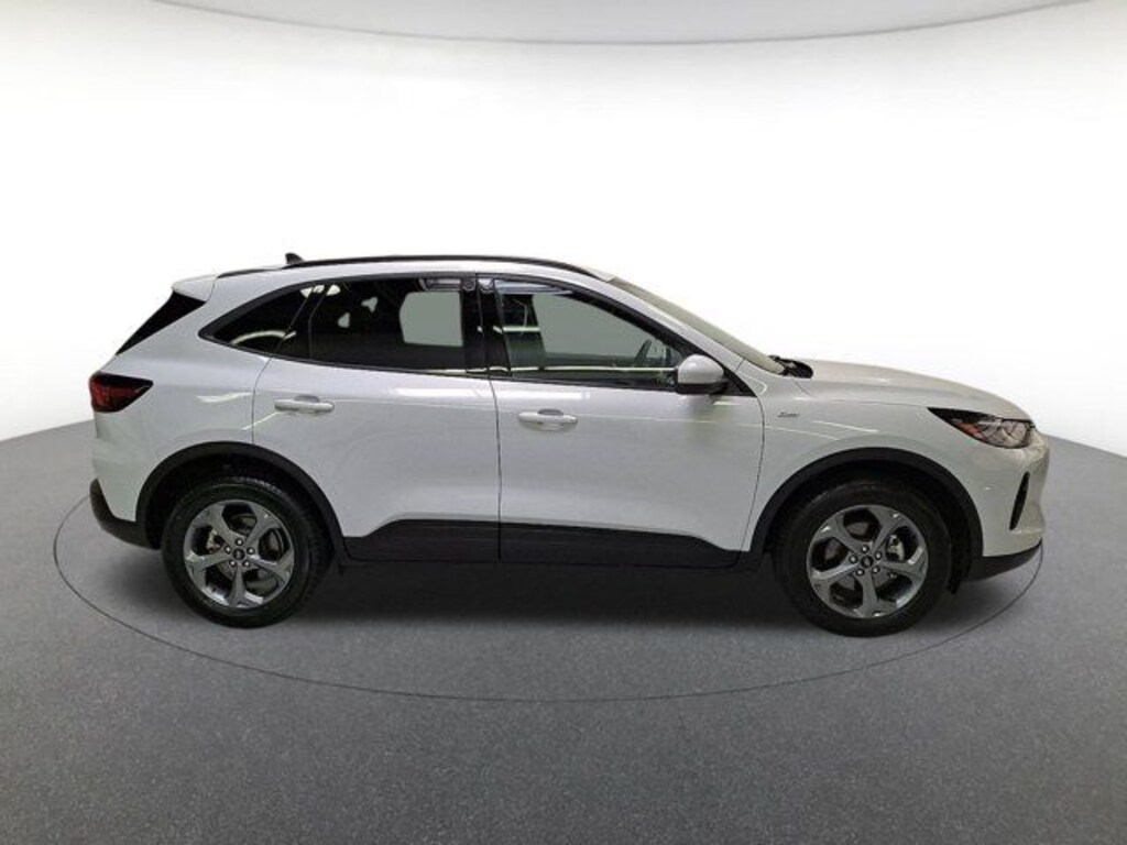 Used 2025 Ford Escape ST-Line Select SUV