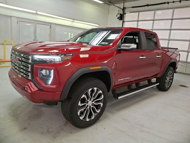 2024 Gmc Canyon Denali photo 3