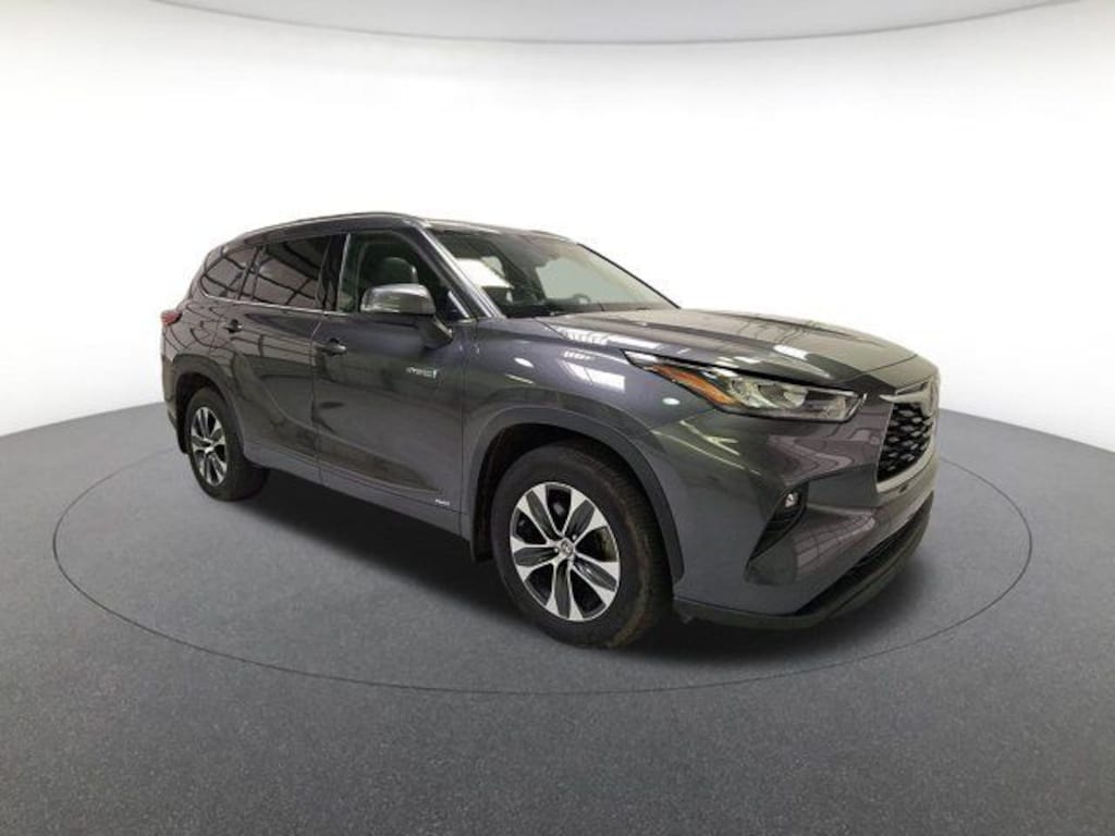 Used 2020 Toyota Highlander Hybrid XLE SUV