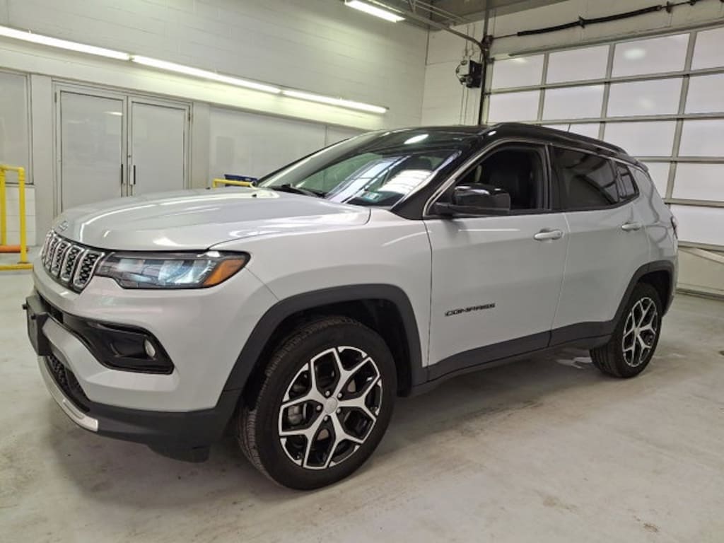 Used 2024 Jeep Compass Limited SUV