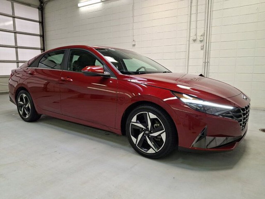 Used 2023 Hyundai Elantra Limited Sedan