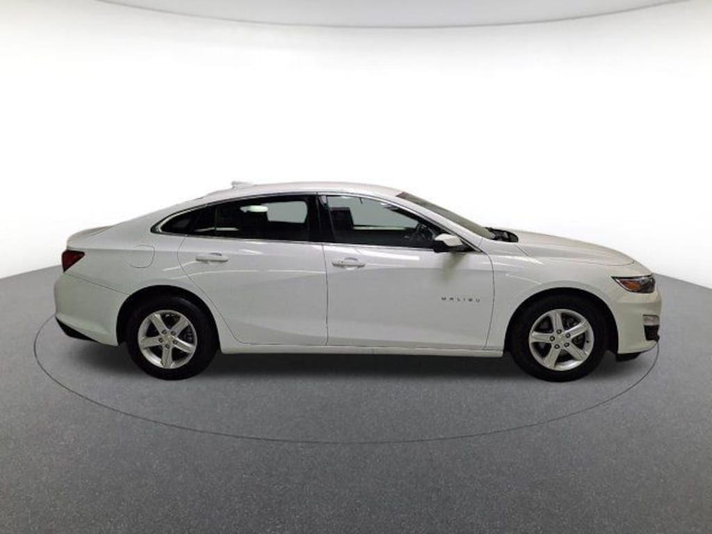 Used 2024 Chevrolet Malibu LT Sedan