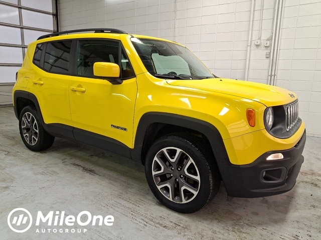 2016 Jeep Renegade Latitude's photo