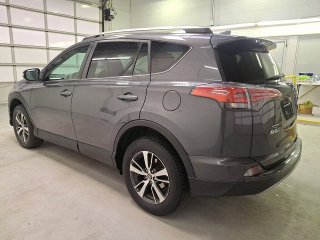 Used 2018 Toyota RAV4 XLE SUV