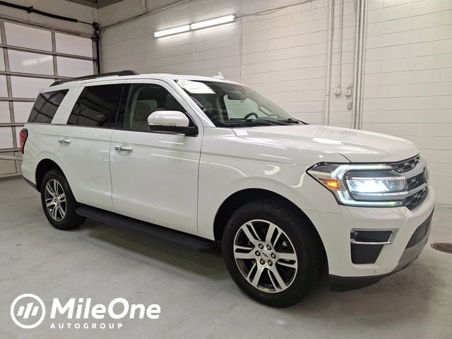 2024 Ford Expedition Limited's photo