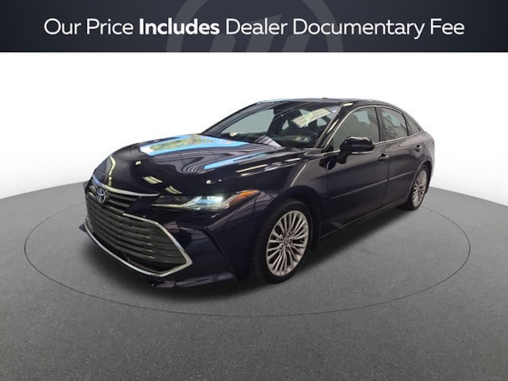 Used 2022 Toyota Avalon Hybrid Limited Sedan
