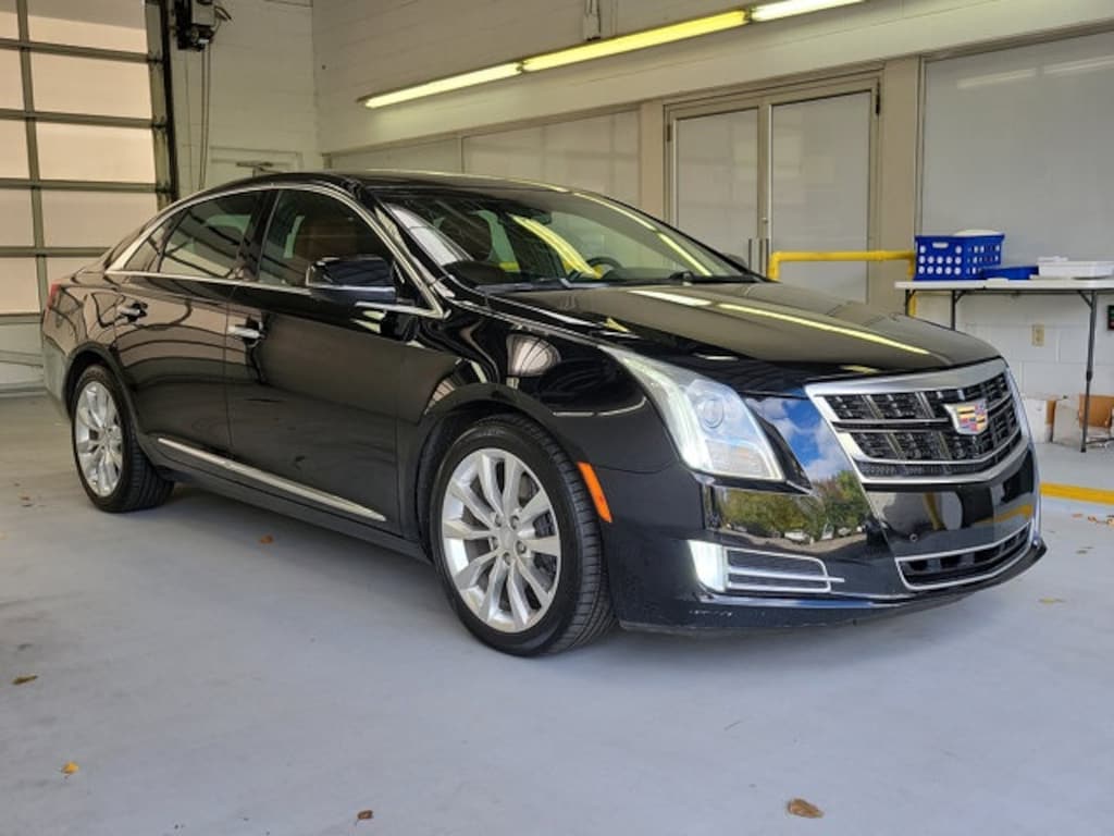 Used 2016 CADILLAC XTS For Sale at MotorWorld MileOne Autogroup VIN