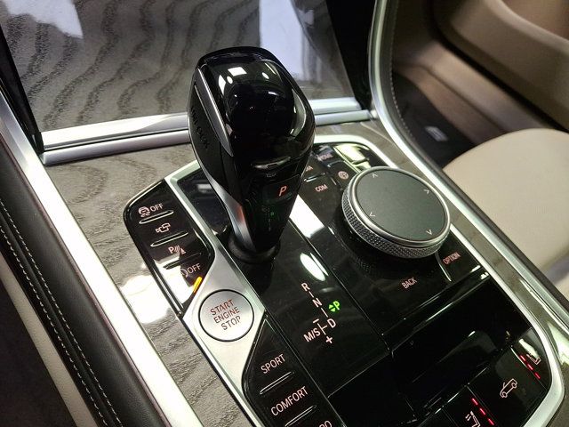 2024 BMW 8 Series 840i - Photo 17