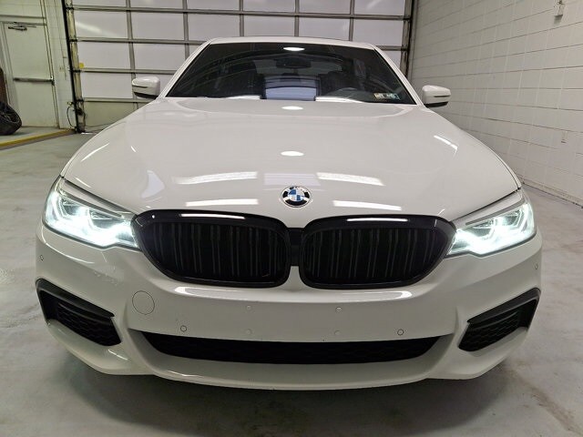 2017 Bmw 540i xDrive photo 2