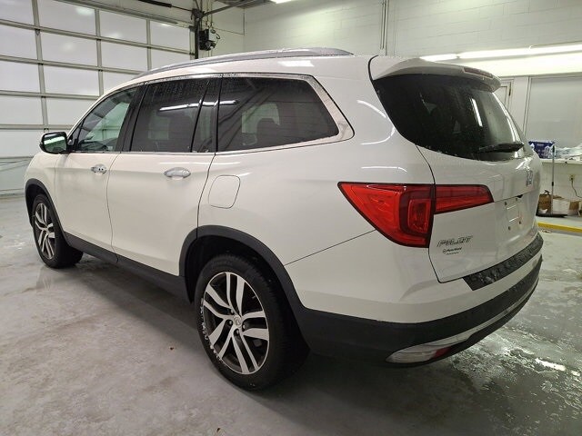 2018 Honda Pilot Touring photo 4