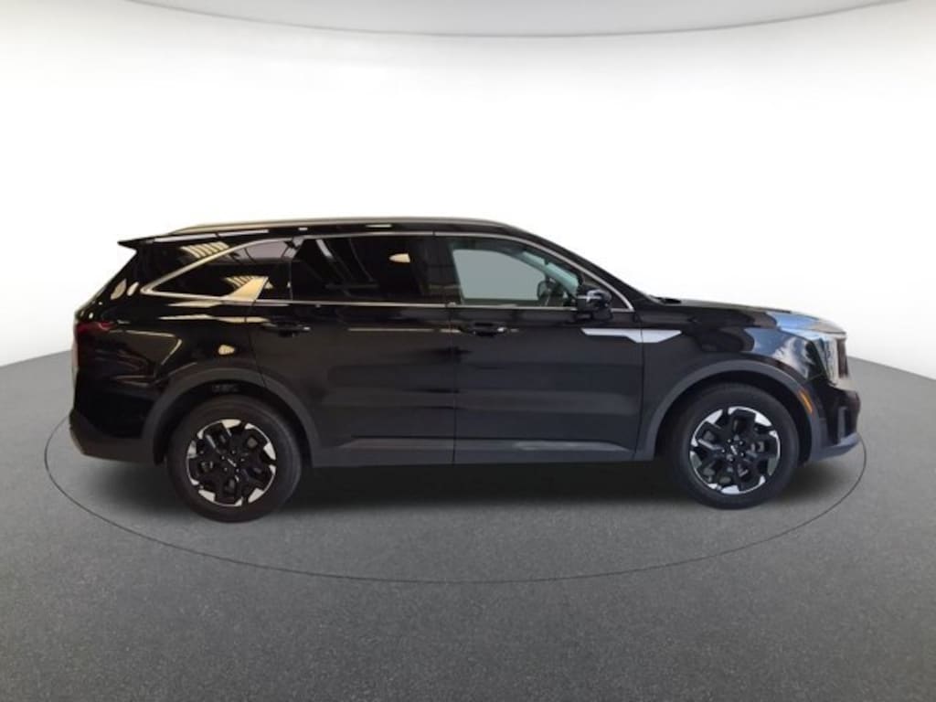 Used 2024 Kia Sorento S SUV
