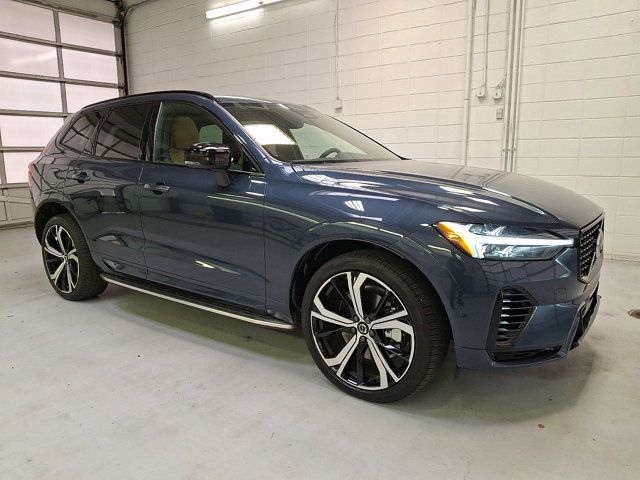 2025 Volvo XC60 T8 Ultra Dark AWD's photo