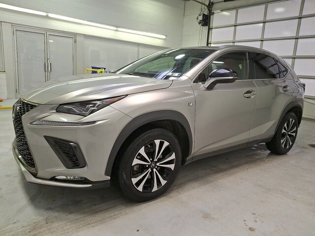 2021 Lexus NX 300 F SPORT photo 3