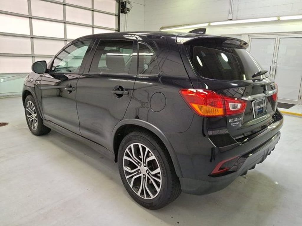 Used 2018 Mitsubishi Outlander Sport SE SUV