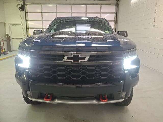 2022 Chevrolet Silverado 1500 ZR2 photo 2