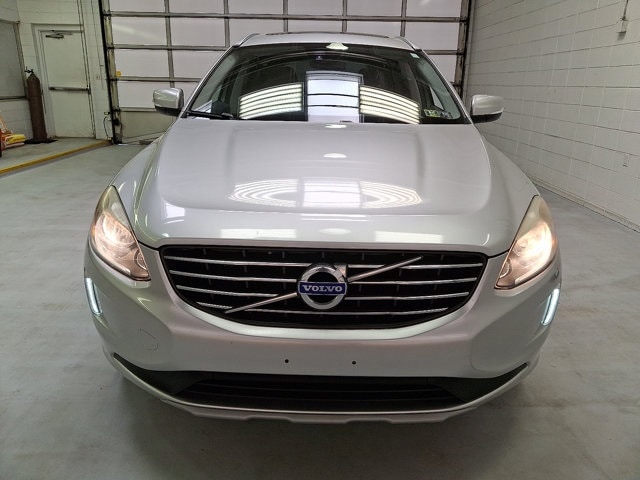 Used 2017 Volvo XC60 T5 Inscription with VIN YV440MRU2H2005292 for sale in Wilkes Barre, PA