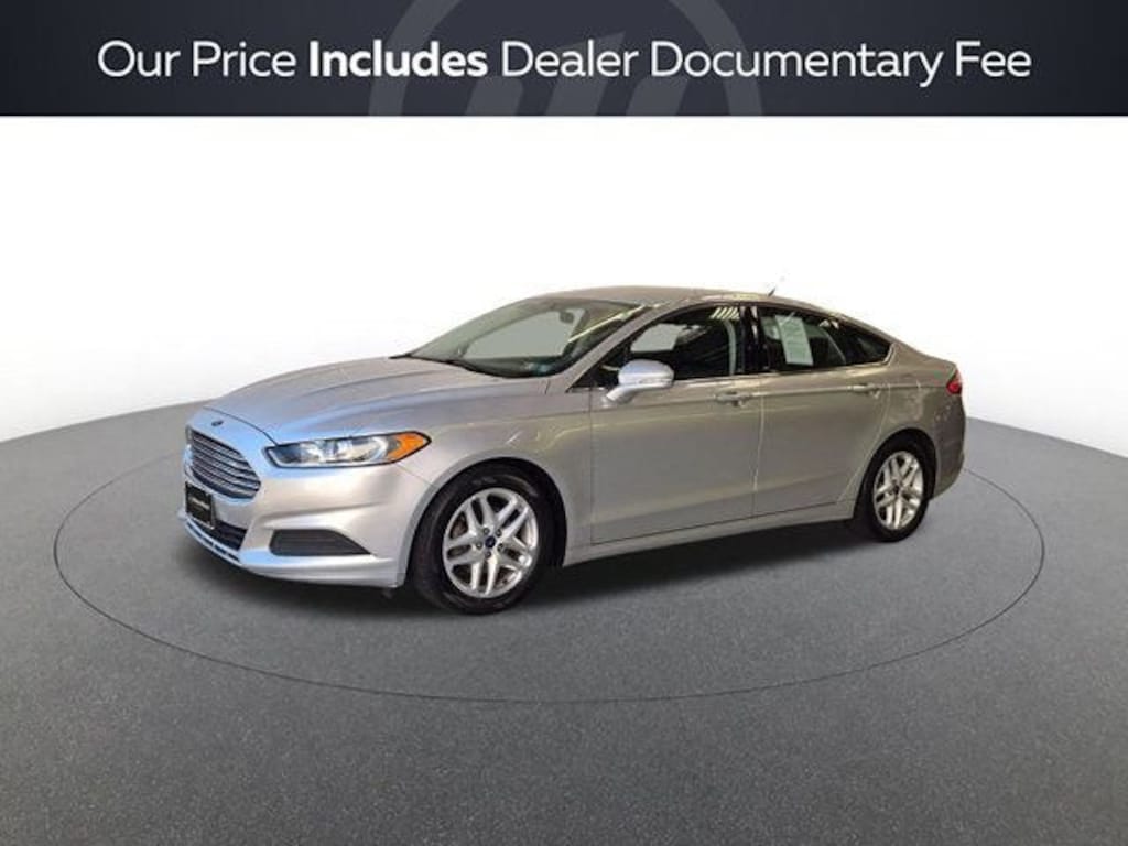 Used 2015 Ford Fusion SE Sedan