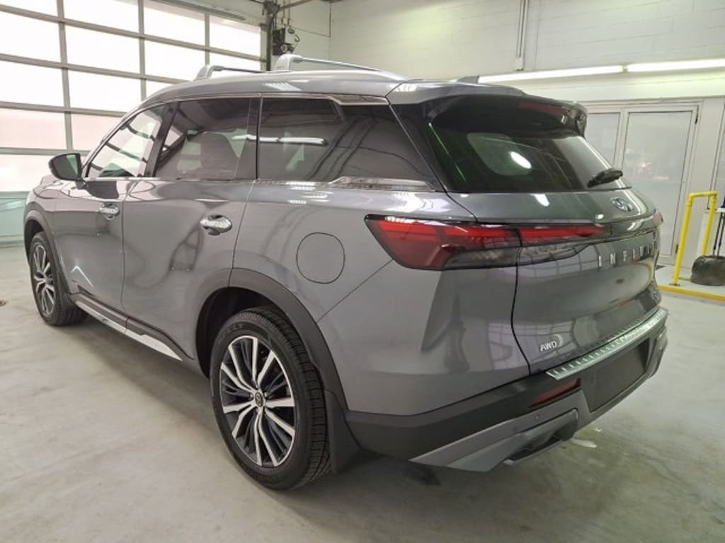 Used 2023 INFINITI QX60 Sensory SUV