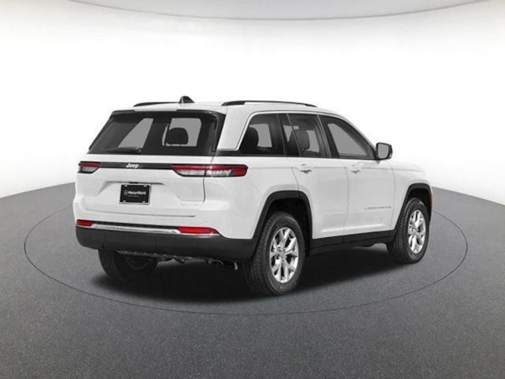 Used 2023 Jeep Grand Cherokee Laredo SUV