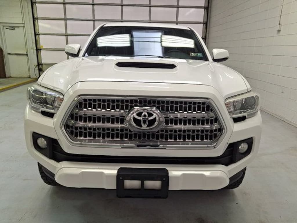 Used 2017 Toyota Tacoma TRD Sport Truck