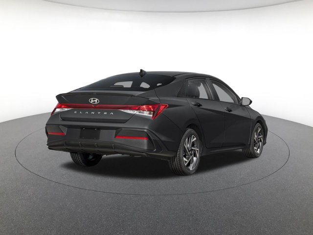 Used 2025 Hyundai Elantra SEL Sport Sedan