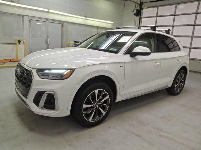 2024 Audi Q5 45 S line Premium photo 3