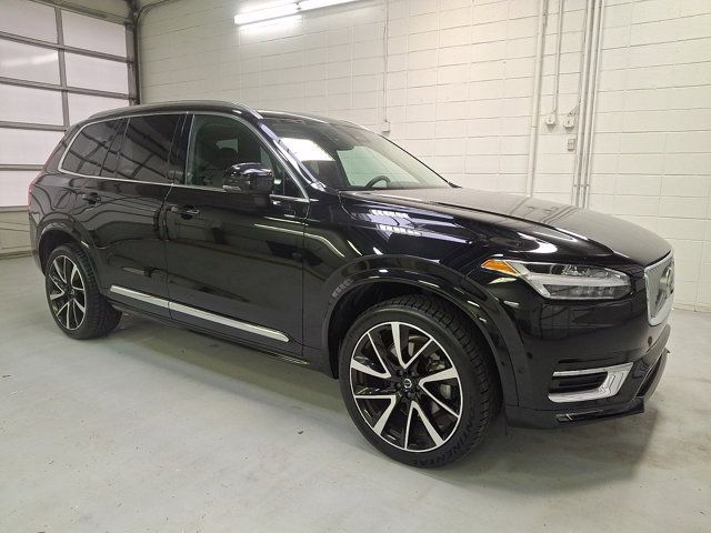 2024 Volvo XC90 B6 Plus 6-Seater Bright theme 4WD's photo