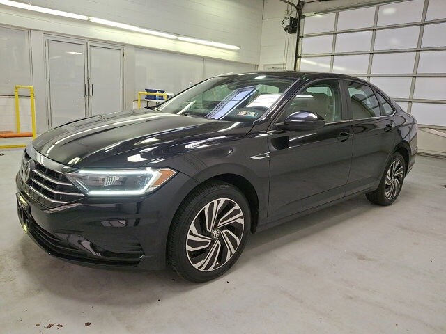 2020 Volkswagen Jetta SEL photo 3