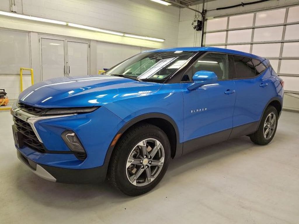 Used 2025 Chevrolet Blazer LT SUV