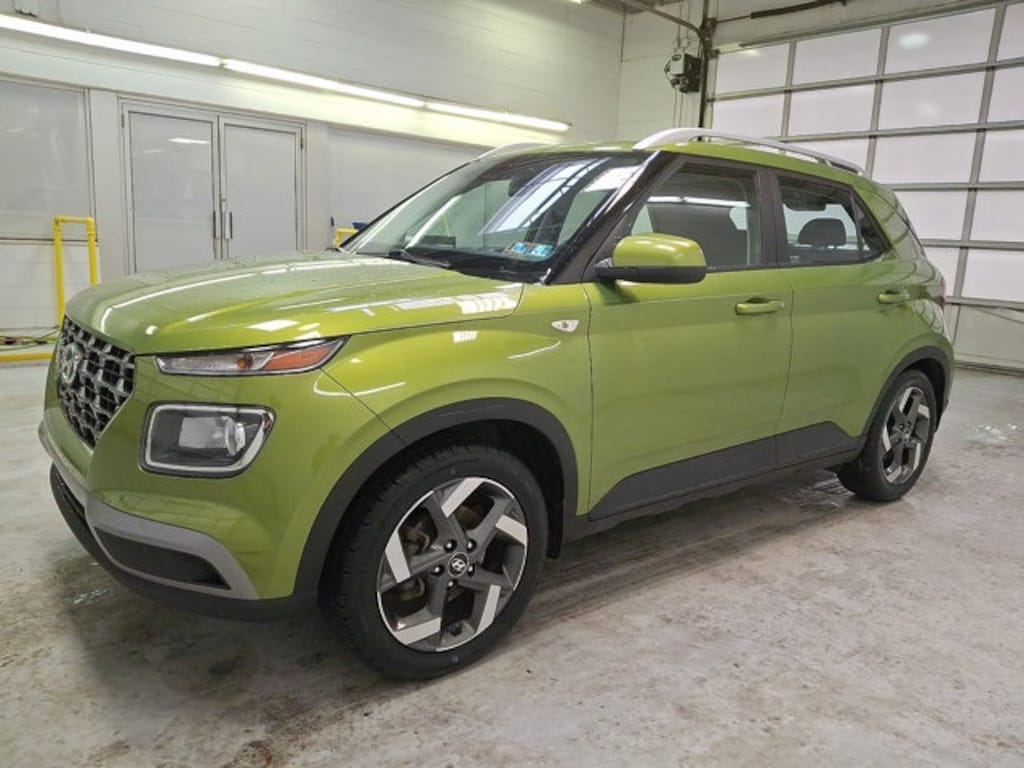 Used 2022 Hyundai Venue SEL SUV