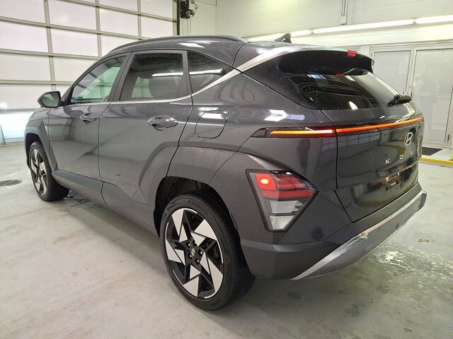 2024 Hyundai Kona Limited photo 4
