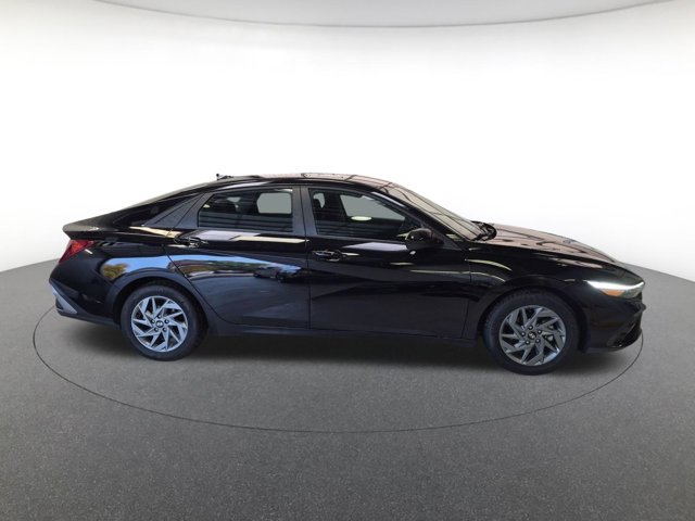Used 2024 Hyundai Elantra SEL Sedan