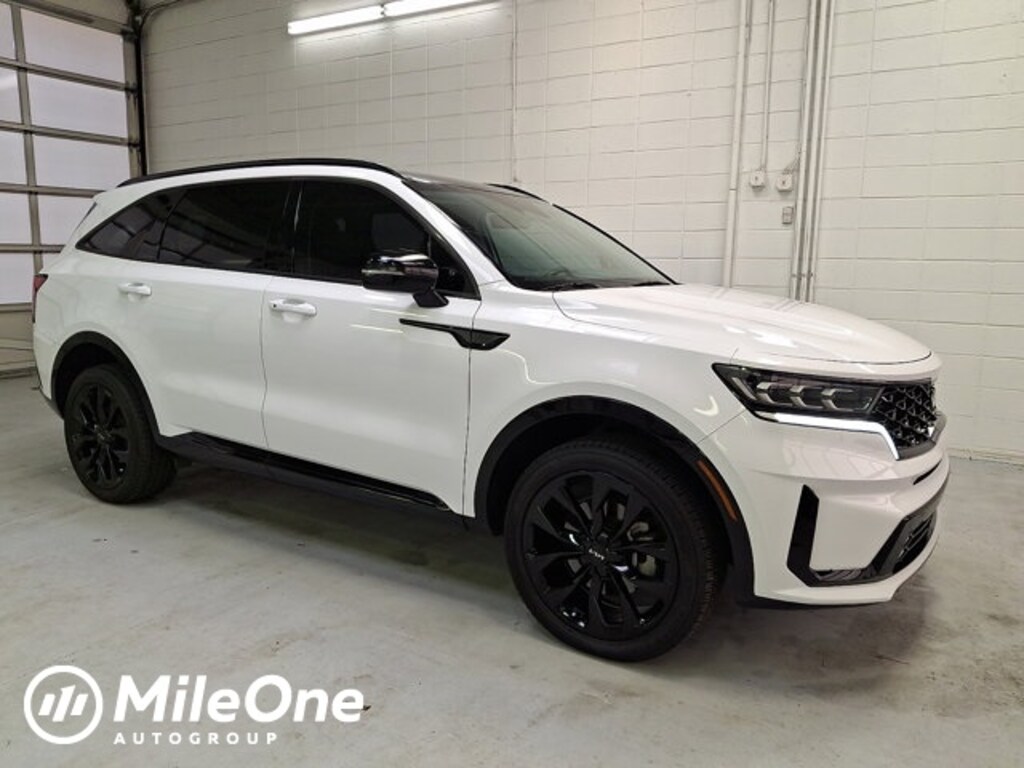 Used 2023 Kia Sorento SX SUV